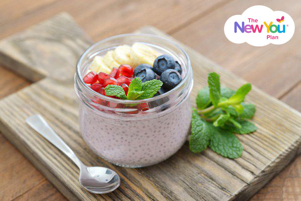 yogurt-chia-seeds-and-fruit-in-glass-jar3